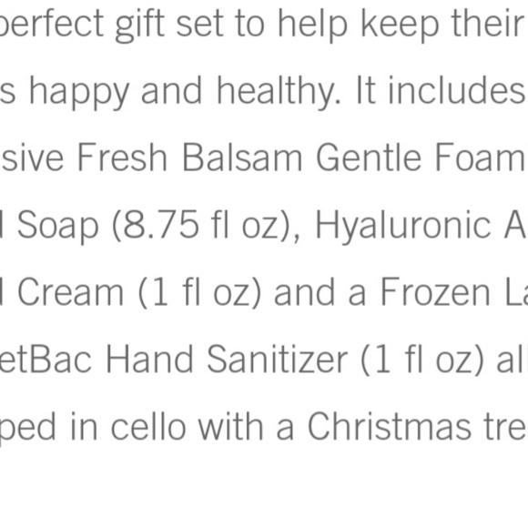 BATH AND BODY WORKS OH CHRISTMAS TREE GIFT SET - Picture 4 of 4